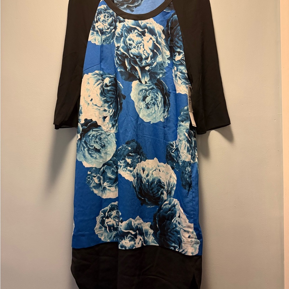 DKNY Black and Blue Raglan Sleeve Maxi Dress